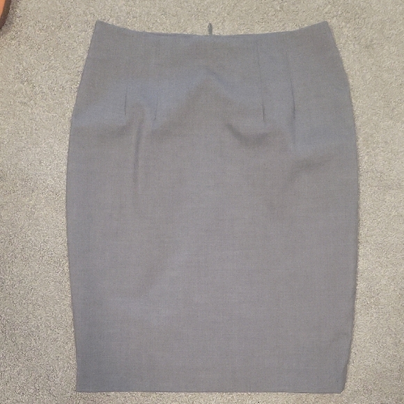 H&M Dresses & Skirts - H&M | Classic Gray Pencil Skirt